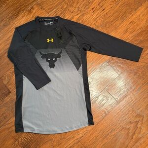 Under Armour Project Rock Fitted HeatGear 3/4 Sleeve, Size M